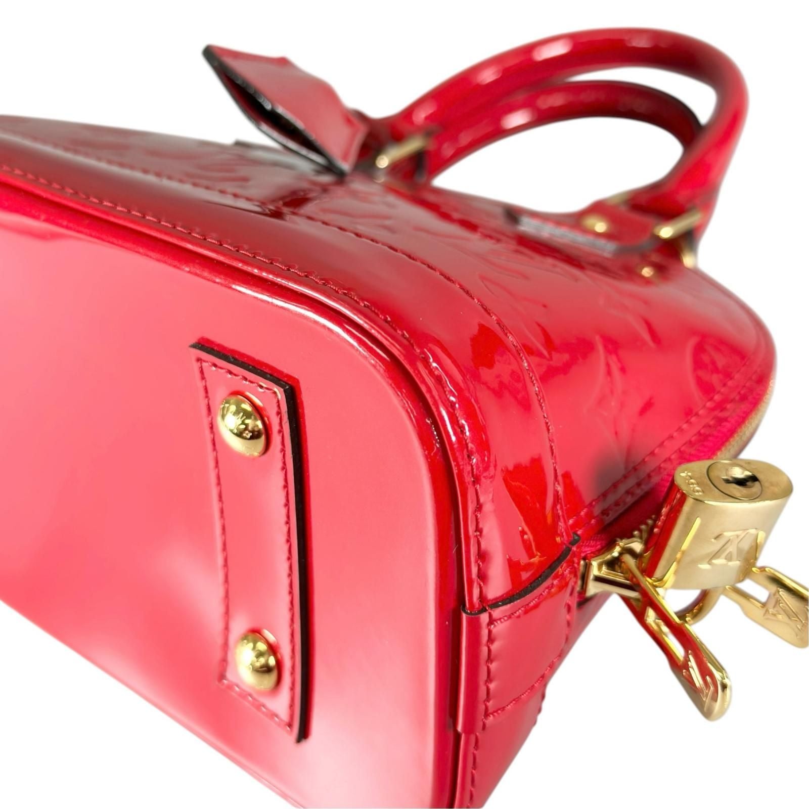 Louis Vuitton Alma BB Handbag Vernis — view 8