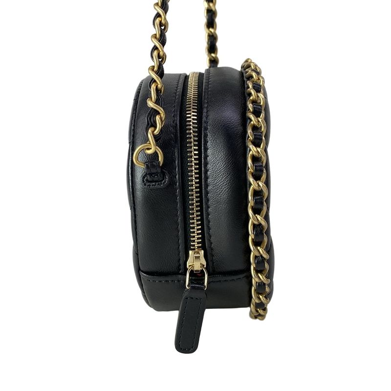Chanel Shoulder Bag Classic Chain Clutch Quilted Black Vintage Gigold Lambskin