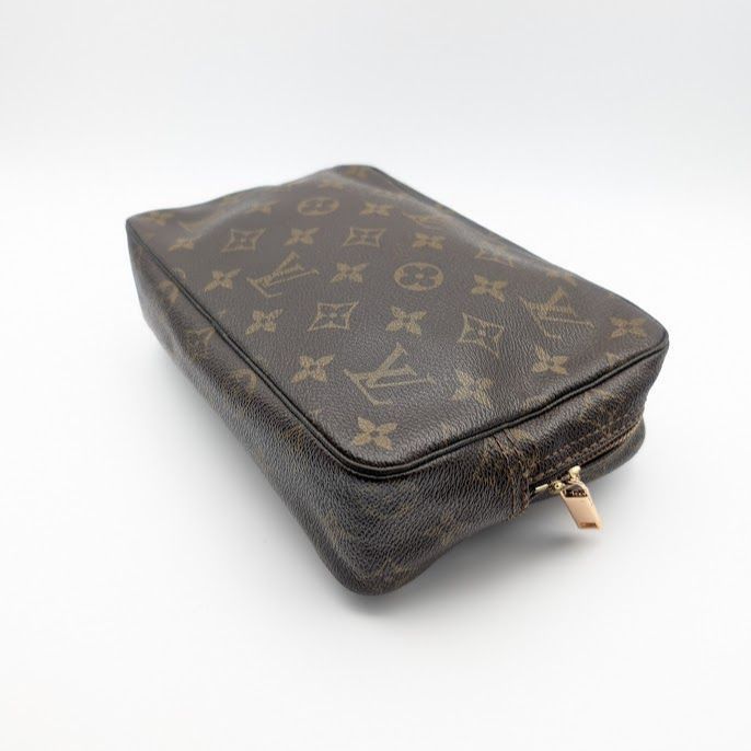 Louis Vuitton Trousse Toilette 23 Monogram Clutch Makeup Pouch