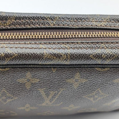 Louis Vuitton Trousse Toilette 23 Monogram Clutch Makeup Pouch