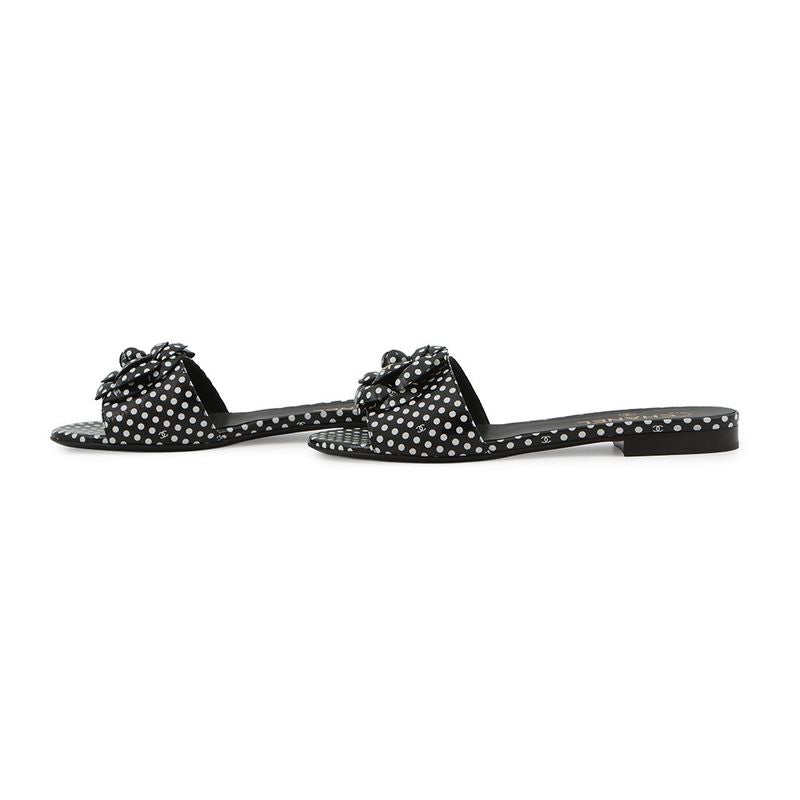 Chanel Sandals CC Logo Camellia Dot Lambskin 38c Shoes Mule Black White