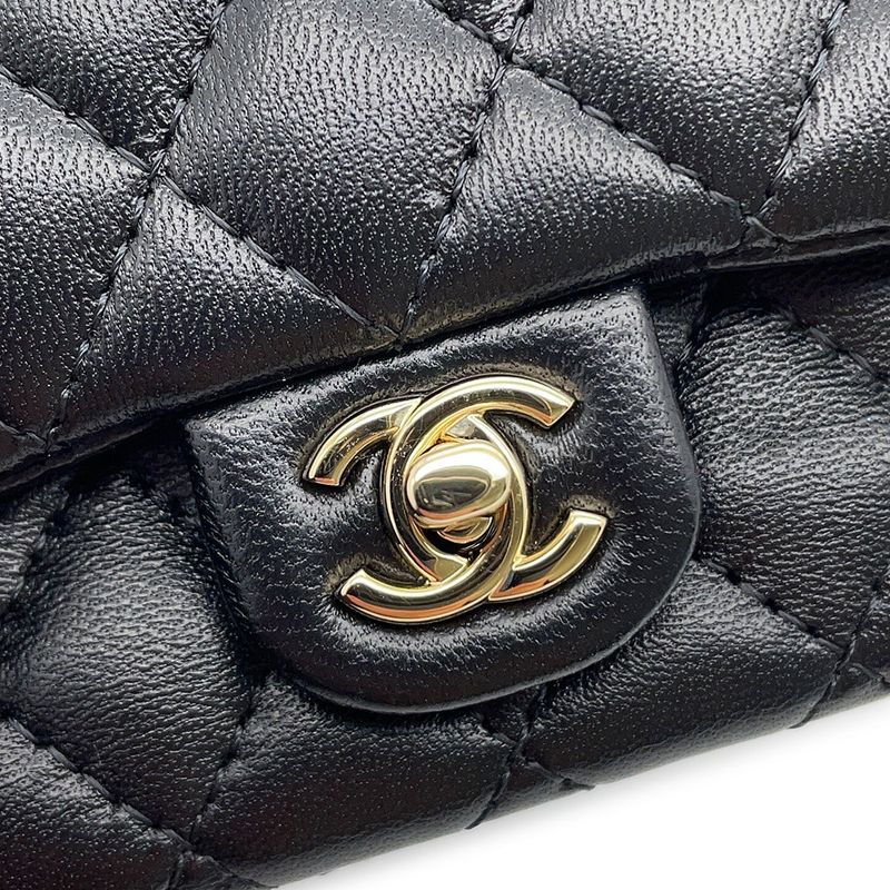 Chanel Charm CC Logo Quilted Mini Bag Lambskin Mini Pouch Case Black