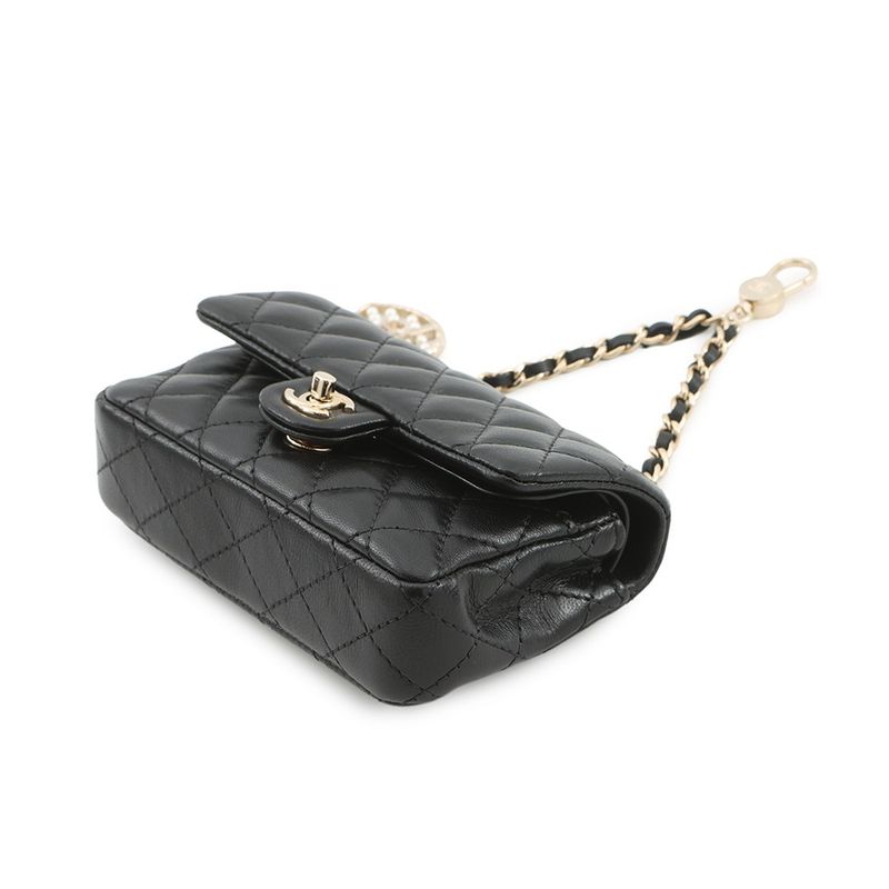 Chanel Charm CC Logo Quilted Mini Bag Lambskin Mini Pouch Case Black
