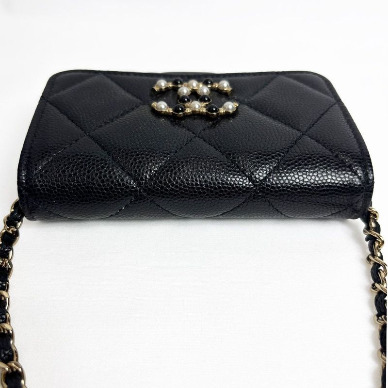 Chanel Quilted Chain Wallet Mini CC Logo