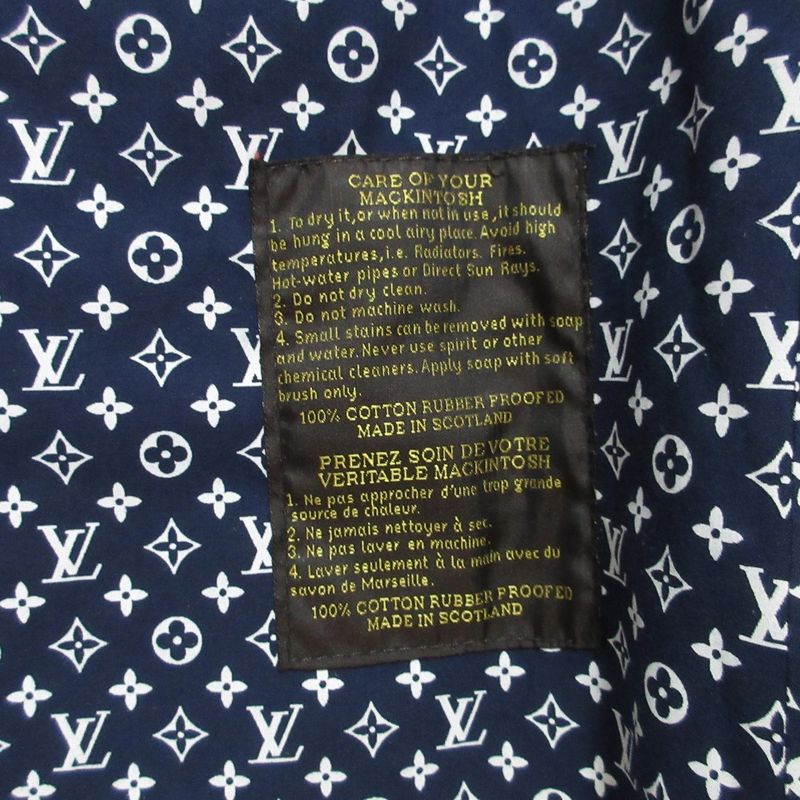 Louis Vuitton Mackintosh Lining Monogram Rubberized Coat 34 Navy