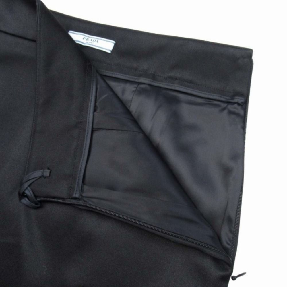 Prada Balloon Midi Skirt Semi Tight Silhouette Below Knee Length Wool Silk 40