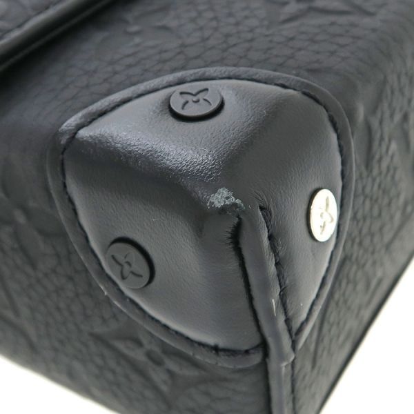 Louis Vuitton Steamer Wearable Wallet