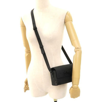 Louis Vuitton Steamer Wearable Wallet