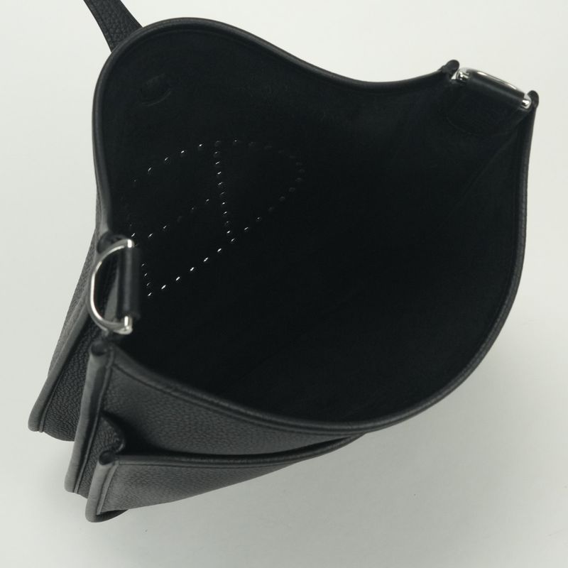 Hermes Evelyne Shoulder Bag Taurillon Clemence Noir Black Silver