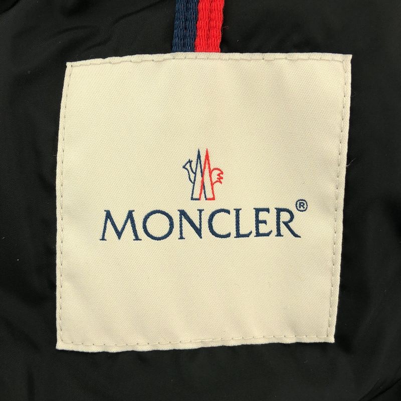 Moncler Fiveley Logo Print Down Jacket 2 Black