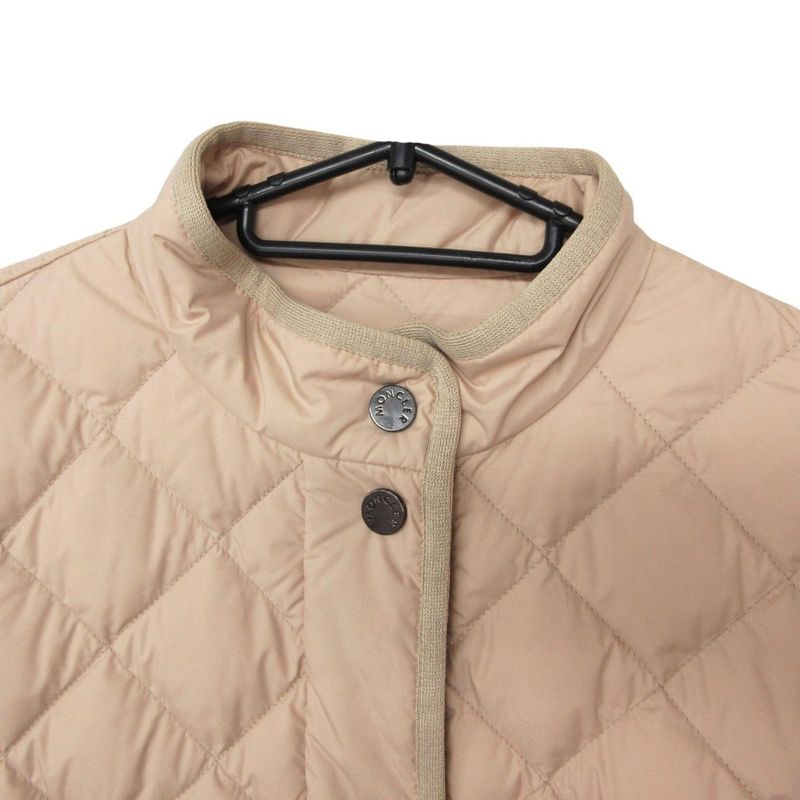 Moncler Down Jacket Courlis Quilted Lightweight Beige