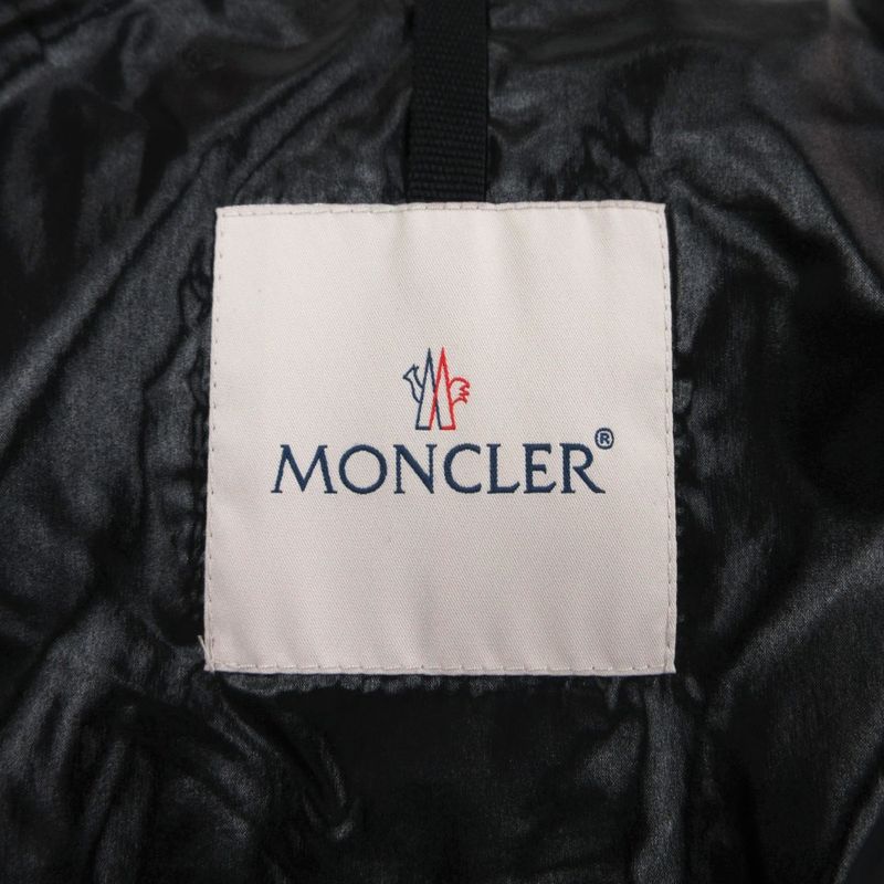 Moncler Down Jacket Montcla Logo Black