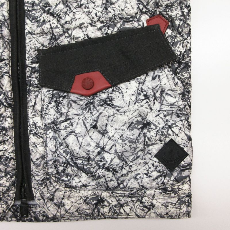 Moncler White Mountaineer Ring Down Vest Thomson Gilet Zip Up All Over Pattern