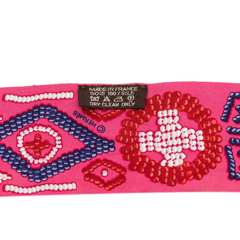 Hermes Twilly Kelly en Perles Lou Scarf Pink Silk