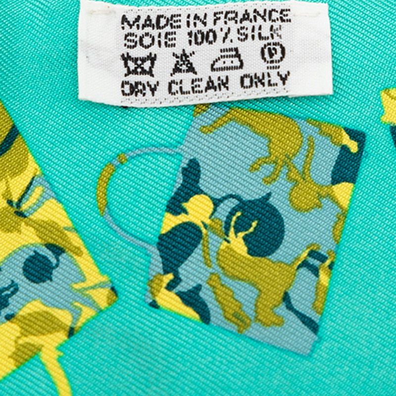Hermes Twilly Kelly en Caleche Kelly's Carriage Scarf Green Yellow Silk