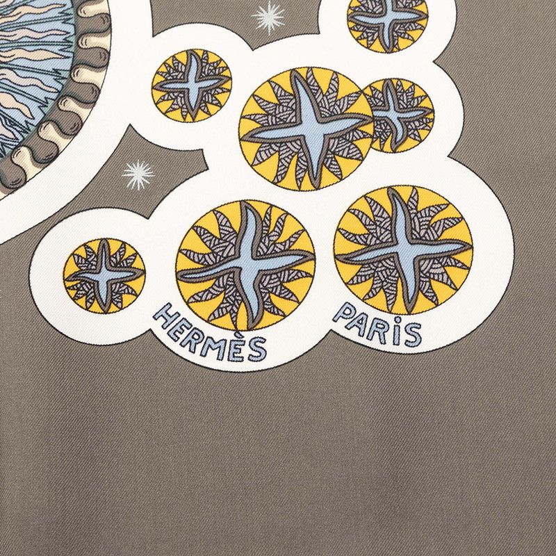 Hermes Carre 90 le Roy Soleil Sun King Scarf Gray Multicolor Silk