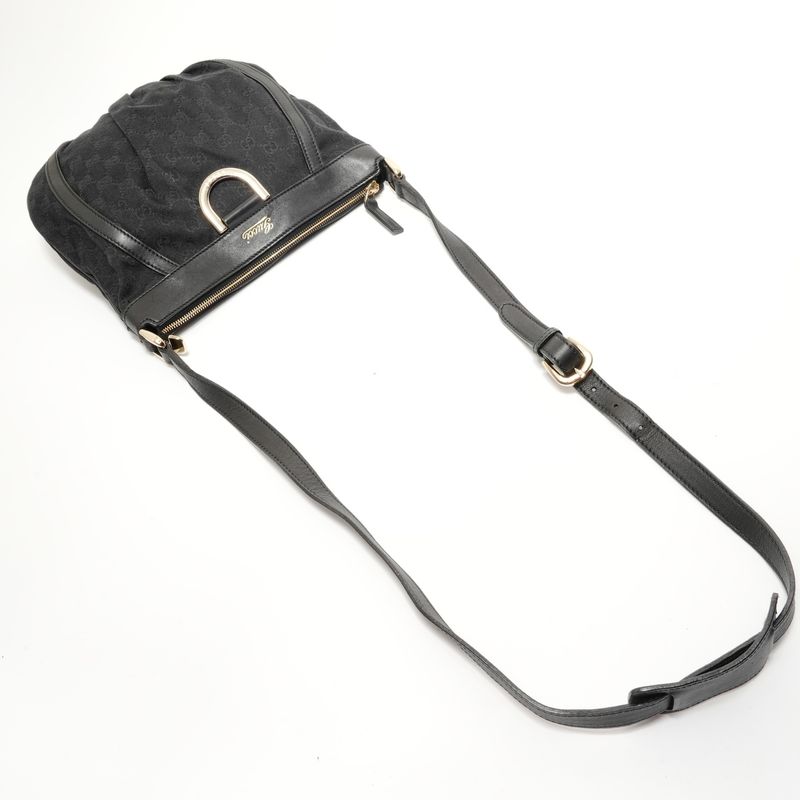 Gucci Shoulder Bag GG Canvas Abbey
