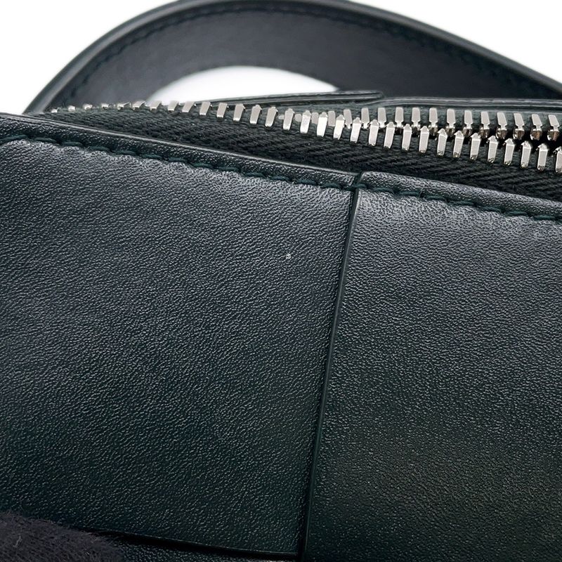 Bottega Veneta Shoulder Bag Cassette Maxi Intrecciato Leather