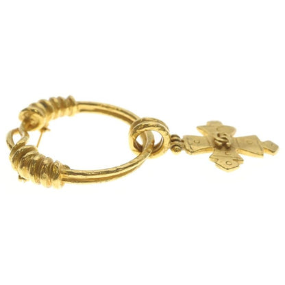 Chanel CC Logo Swing Motif Brooch Gold