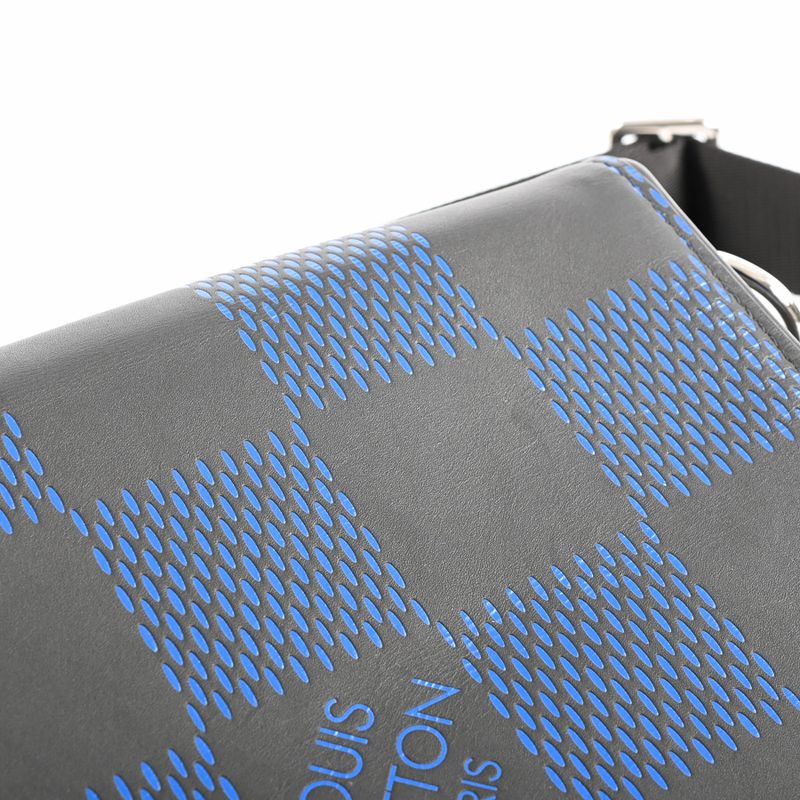 Louis Vuitton Shoulder Bag Studio