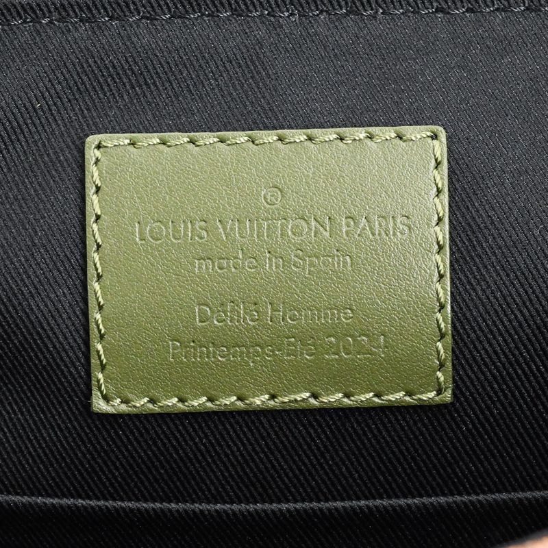 Louis Vuitton Shoulder Bag LV Trail Messenger