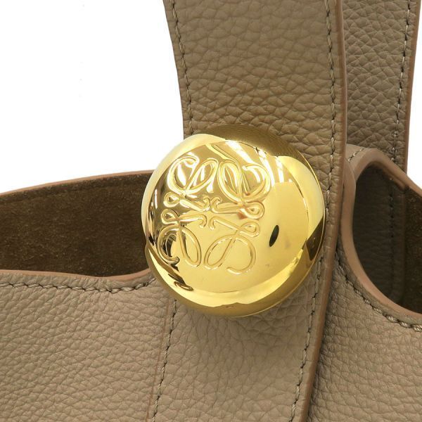 Loewe Pebble Bucket Bag Mini