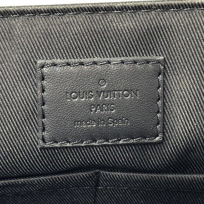 Louis Vuitton LV Aerogram Shoulder Bag Take Off Messenger Noir Black