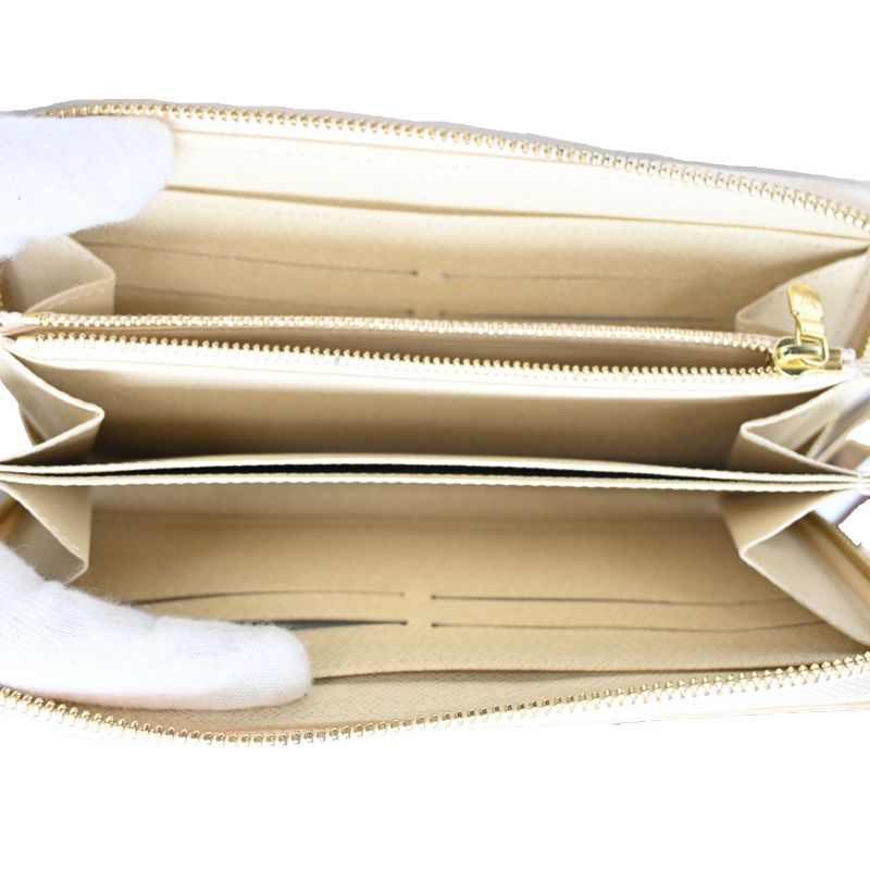 Louis Vuitton Wallet Wallets White