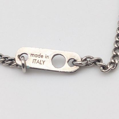 Louis Vuitton Collier Charm for Gentlemen Silver Lvlogo Paris Necklace