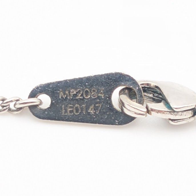 Louis Vuitton Collier Charm for Gentlemen Silver Lvlogo Paris Necklace
