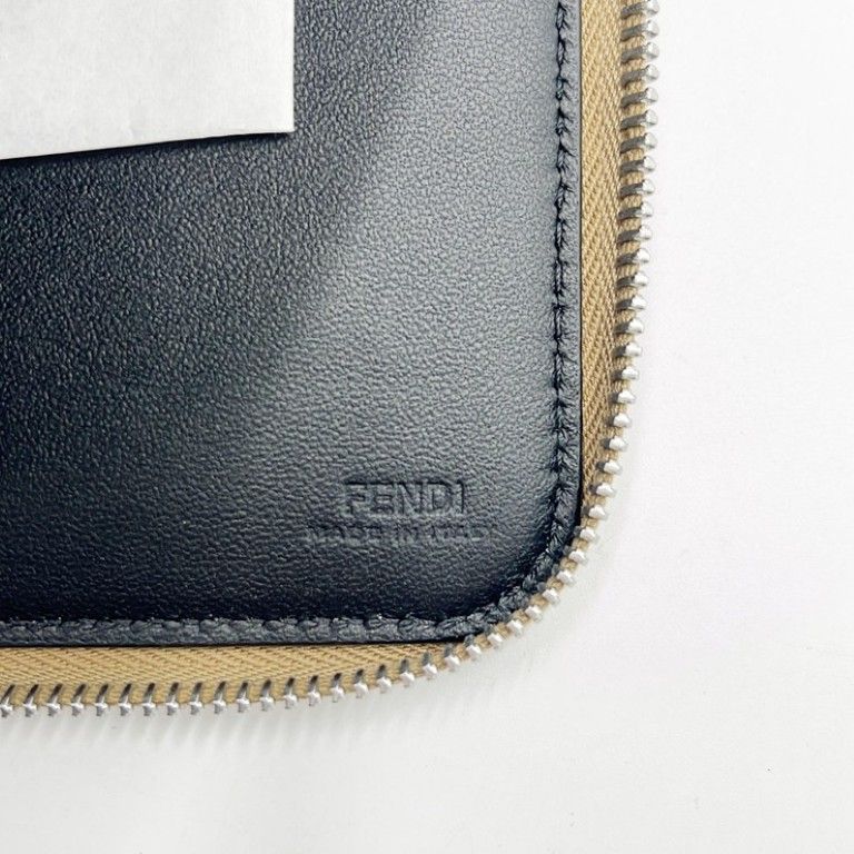 Fendi Clutch Beige Leather Silver
