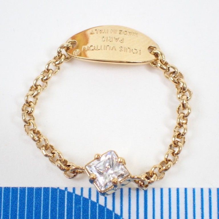 Louis Vuitton Ring Set LV Gold Metal