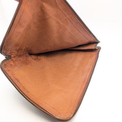 Louis Vuitton Poche Document Monogram Vintage Clutch