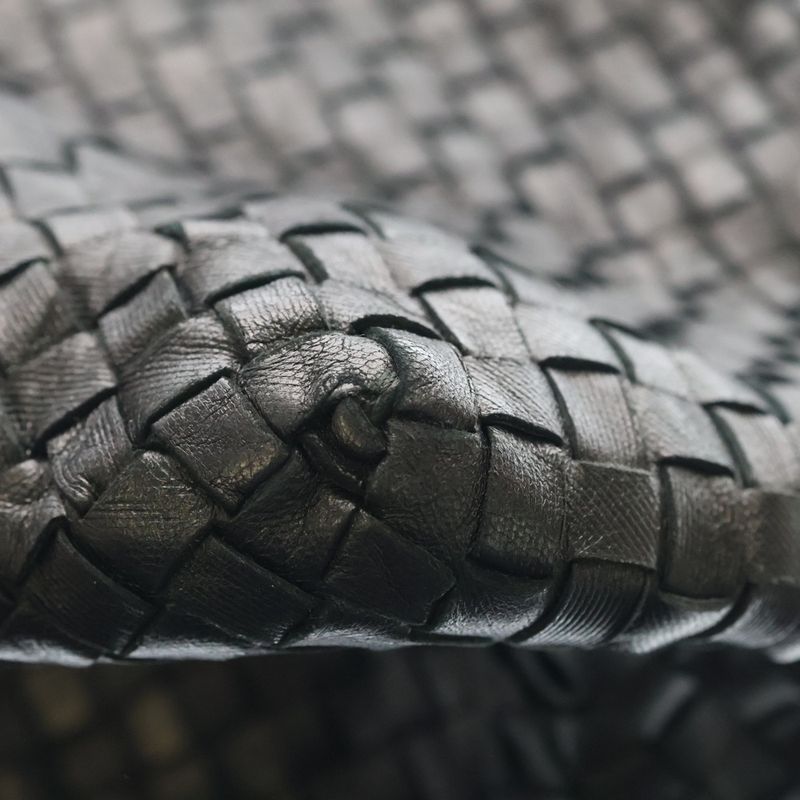 Bottega Veneta Intrecciato Tote Black Leather