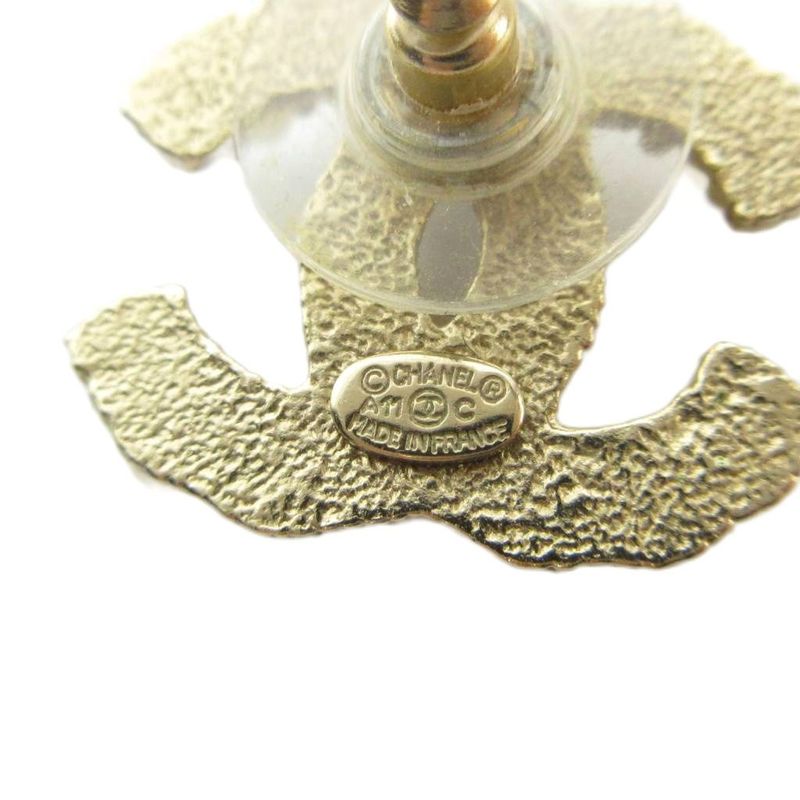 Chanel Earrings Only Pearl CC Logo Gold