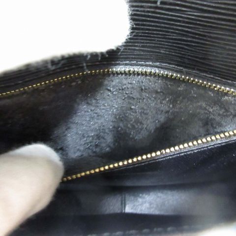 Louis Vuitton Epi Saint Cloud Shoulder Bag Noir Black Crossbody Leather Flap