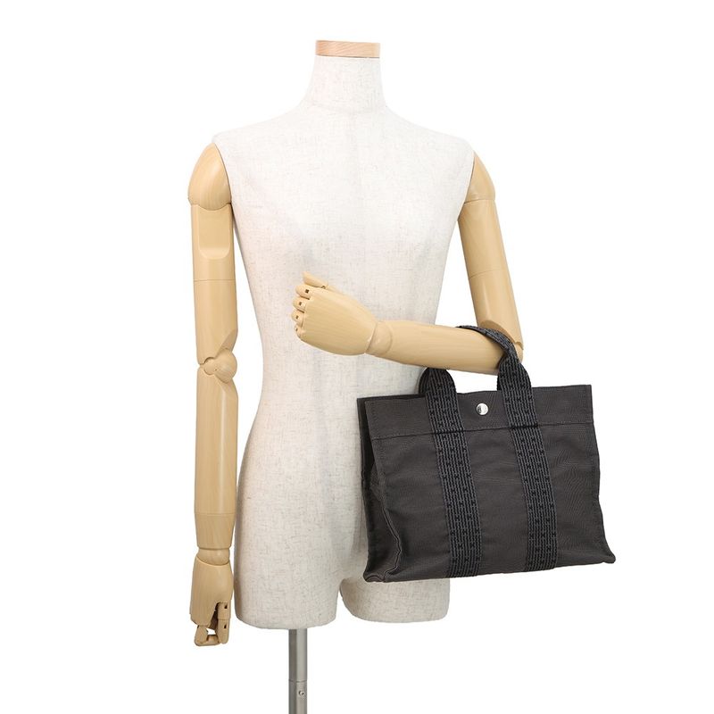 Hermes Tote Her Line PM Handbag
