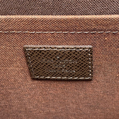 Louis Vuitton Andrey Shoulder Bag Taiga