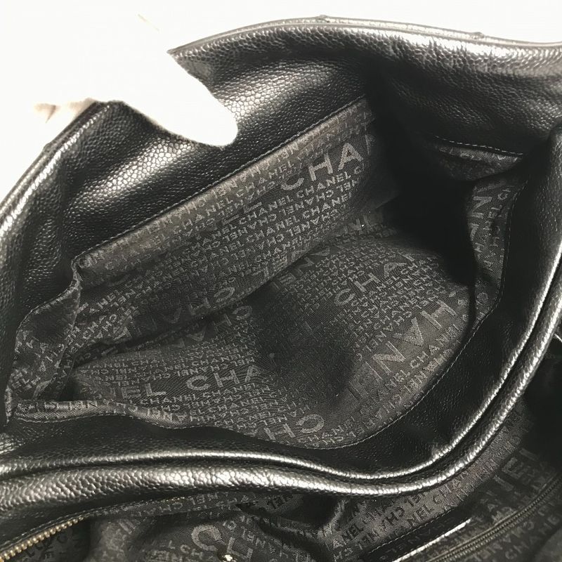 Chanel Shoulder Bag Choco Bar CC Logo Caviar Leather Black