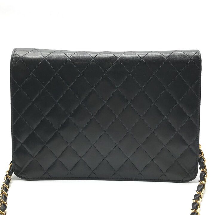 Chanel CC Logo Quilted Pushlock Lambskin Chain Shoulder Bag Black Purse