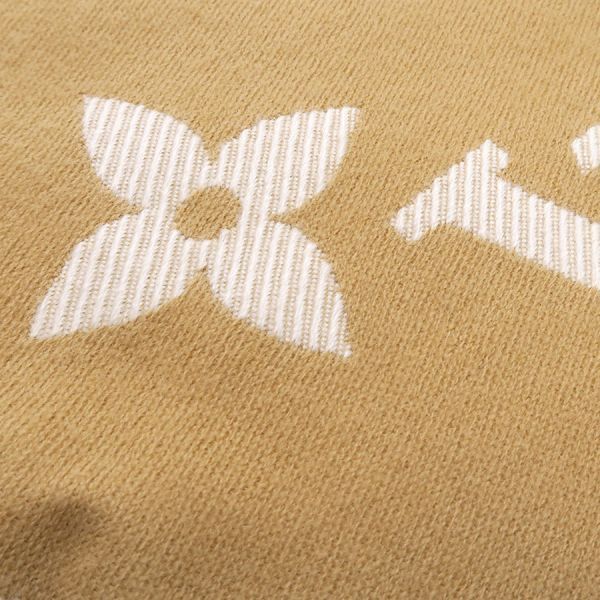 Louis Vuitton Scarf LV Essential