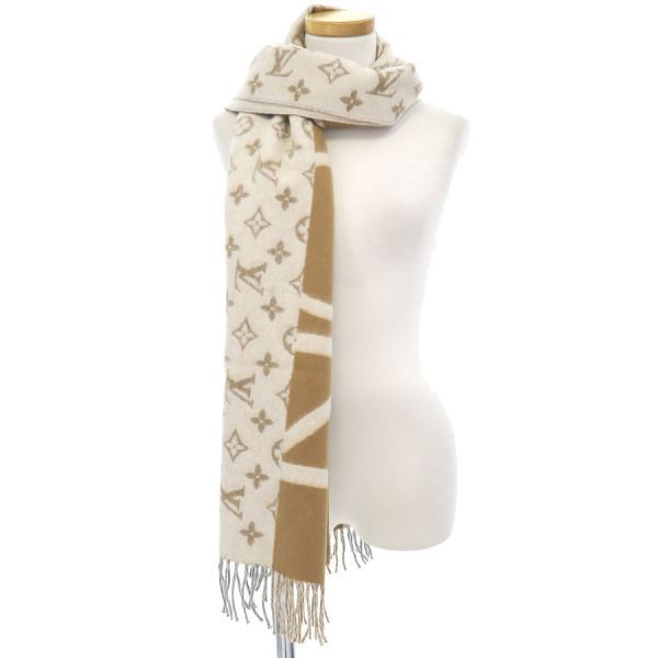 Louis Vuitton Scarf Monogram Split