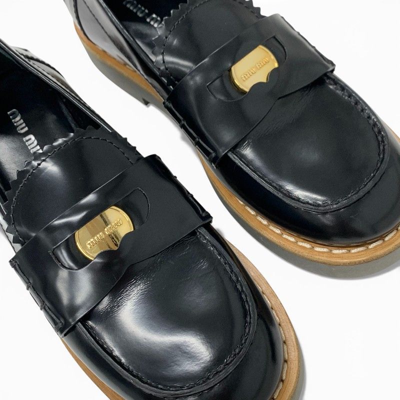 Miu Miu Miu Loafers Leather Shoes Black Gold Logo Coin Penny
