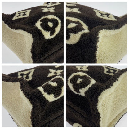 Louis Vuitton Monogram Teddy on the Go GM Black White Shoulder Bag Tote 2-Way