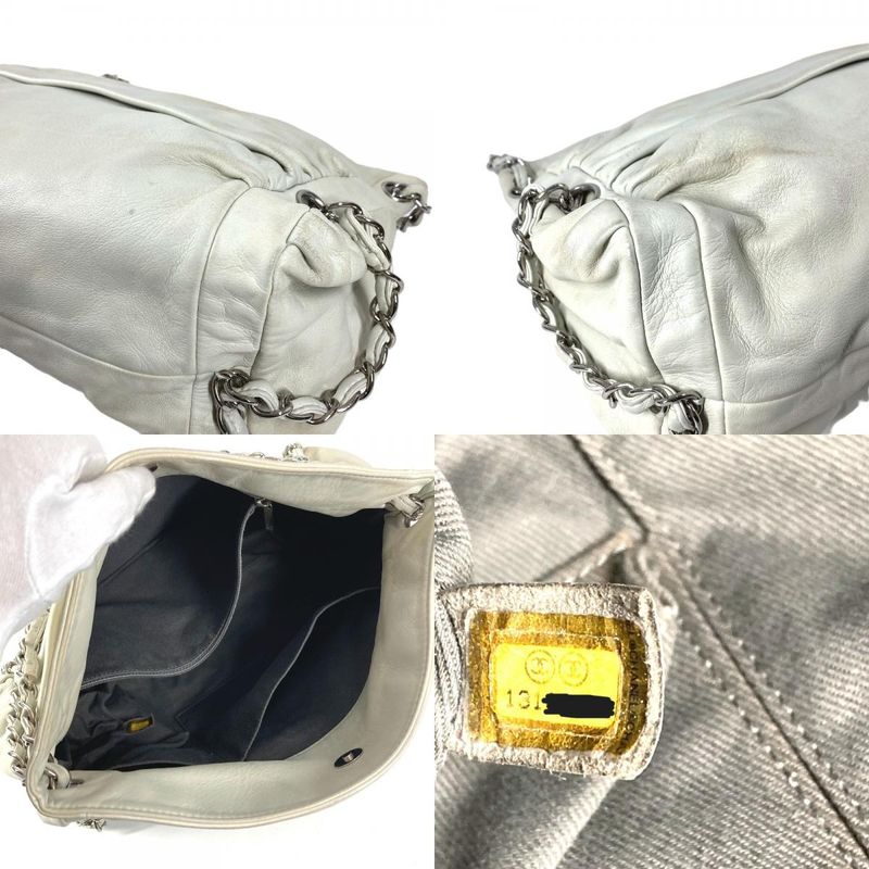 Chanel Shoulder Bag CC Logo Charm Leather White
