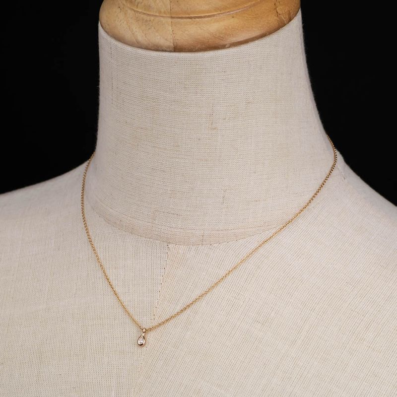 Tiffany & Co by the Yard Teardrop Necklace 18k Diamond 42 cm Peretti