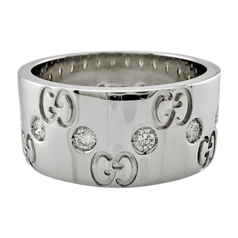 Gucci Icon Wide Ring . 18k Gold 18k White Diamond