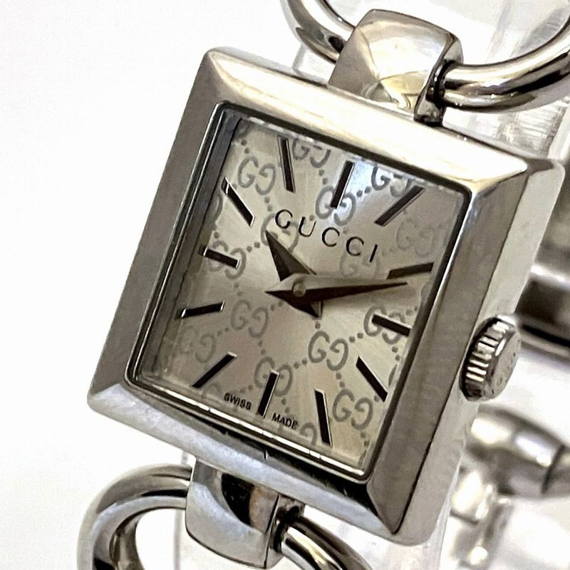Gucci Tornavoni Watch SS Quartz Silver Dial