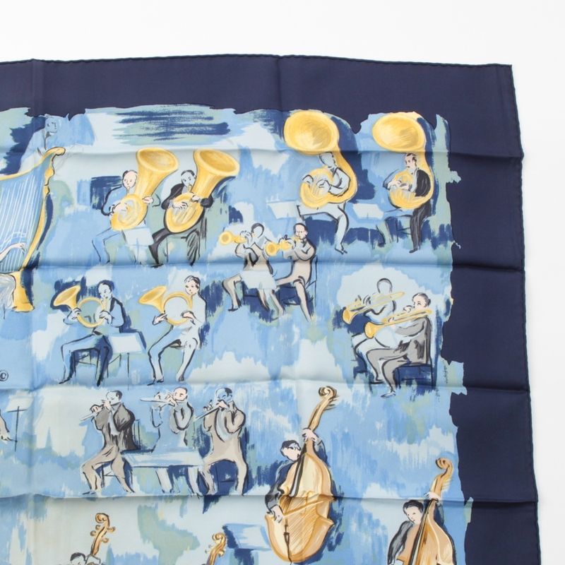 Hermes Carre 90 Silk Concerto Scarf