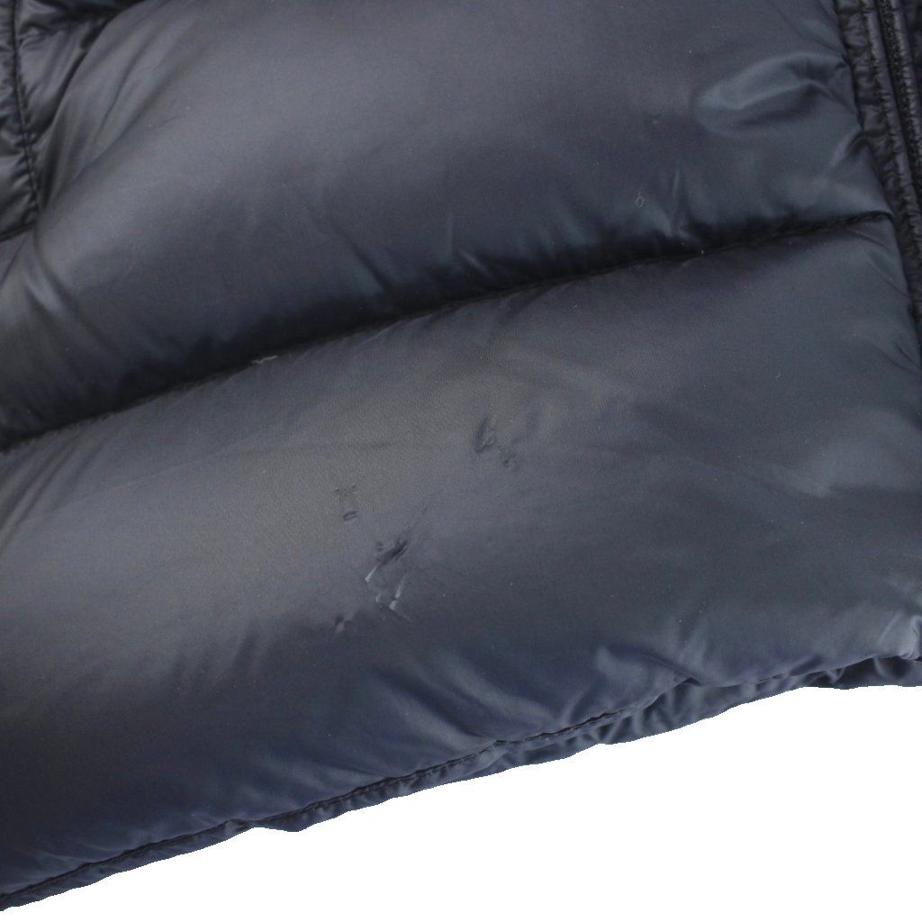 Moncler Sassiere Down Jacket Patch Logo 1 Navy MW